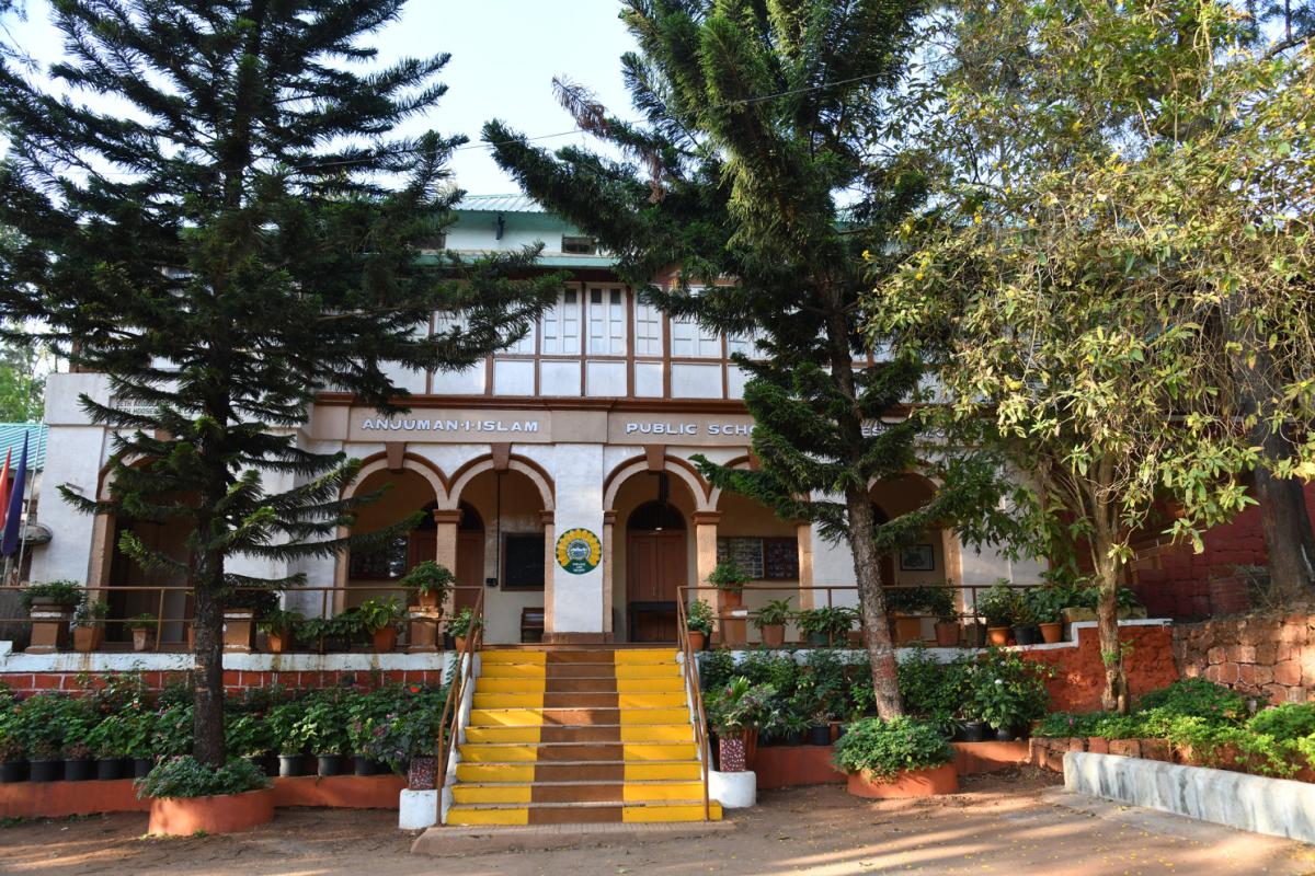 anjuman building